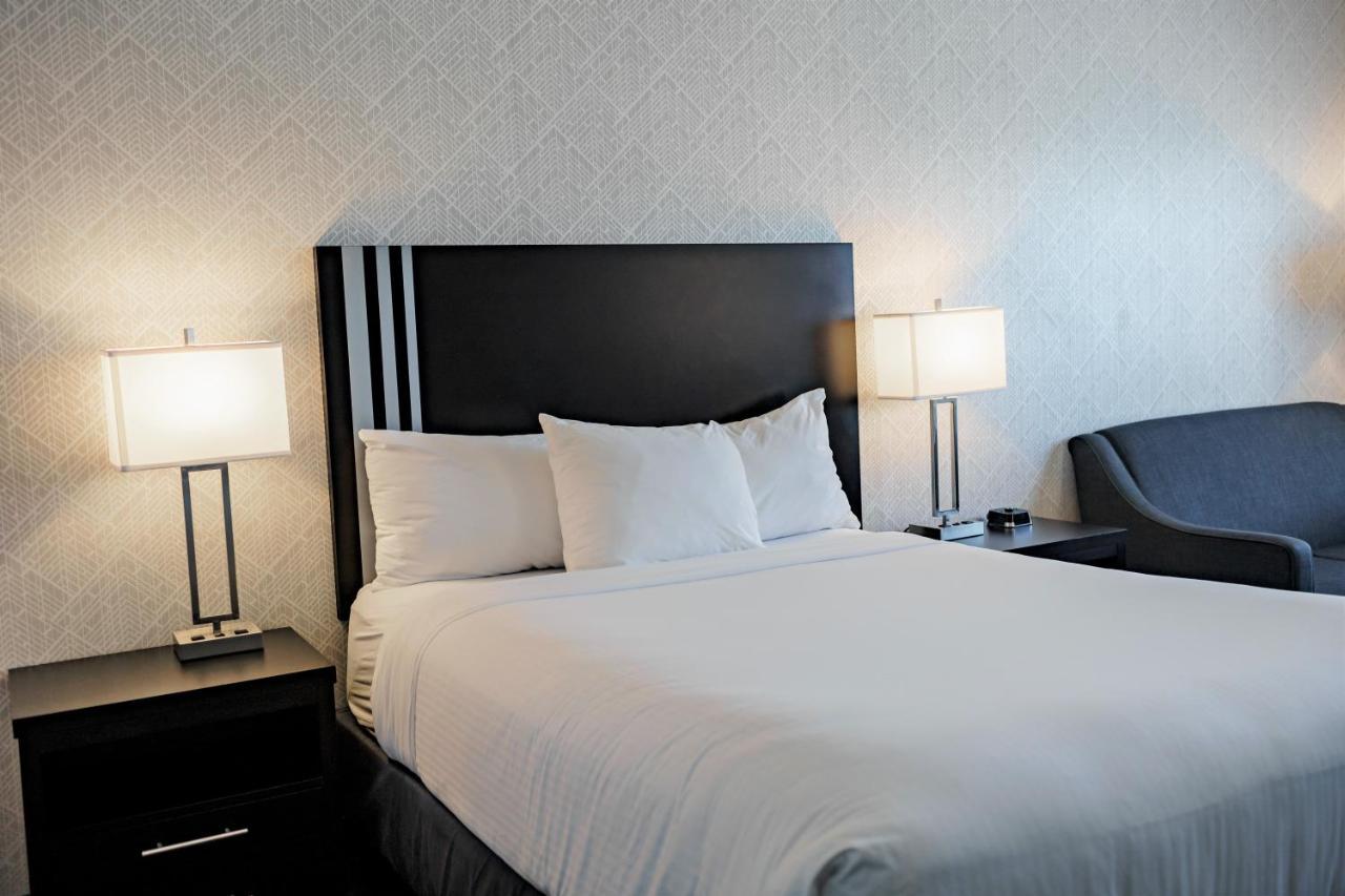 Park Inn By Radisson Edmonton Airport Leduc Dış mekan fotoğraf