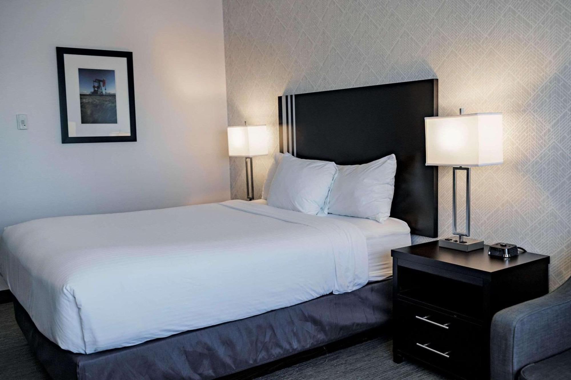 Park Inn By Radisson Edmonton Airport Leduc Dış mekan fotoğraf